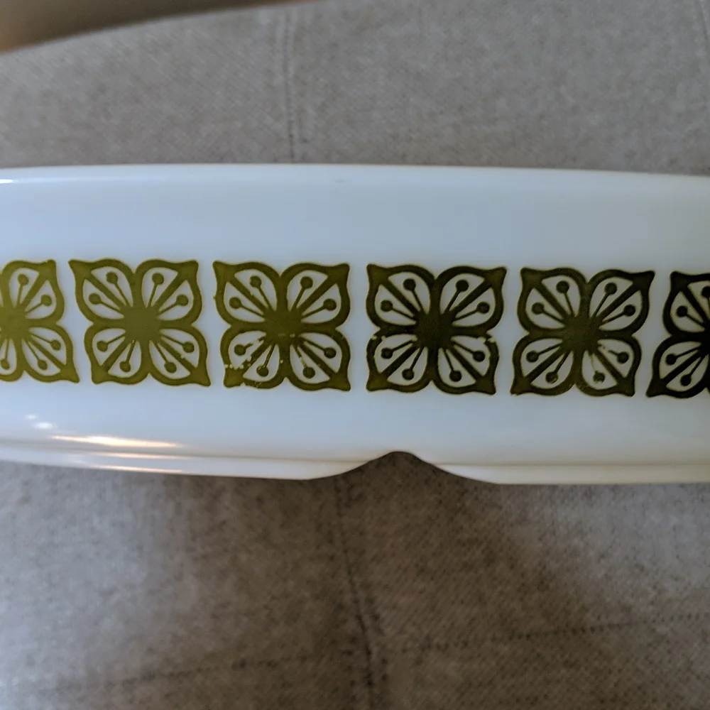 Vintage, Pyrex ,Verde green divided dish